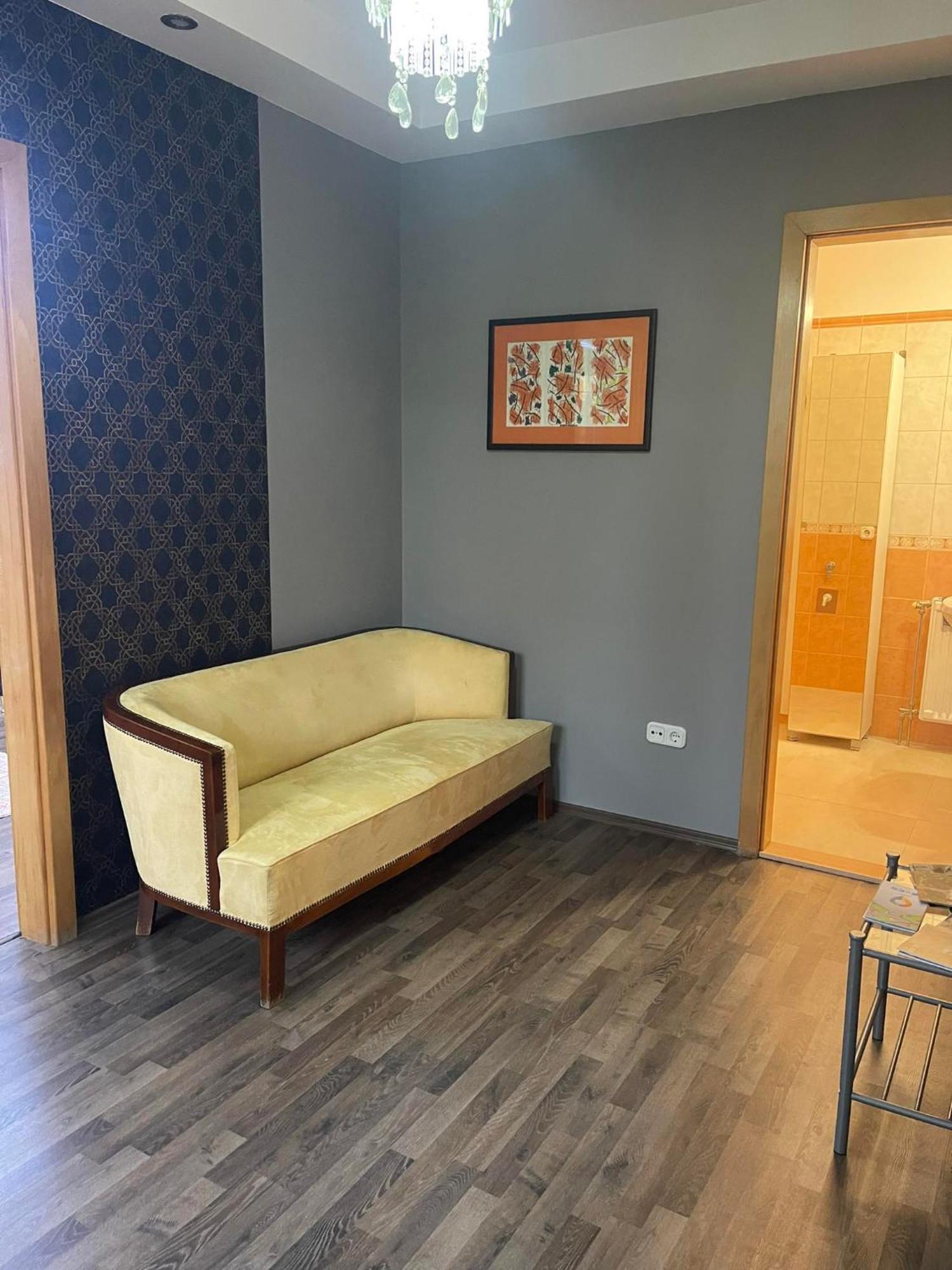 Hotello Apartmanház és Panzió Zalaegerszeg Exterior foto
